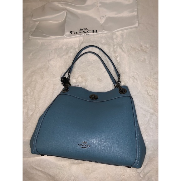 Coach Handbags - SALE⭐️ Authentic Coach Pbbl Turnlock Eddie bag